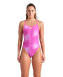 Imagen de 010023-909 WOMEN'S ARENA SWIMSUIT CHALLENGE BACK AL -SHOCKING PINK MULTI-SHOCKING PINK
